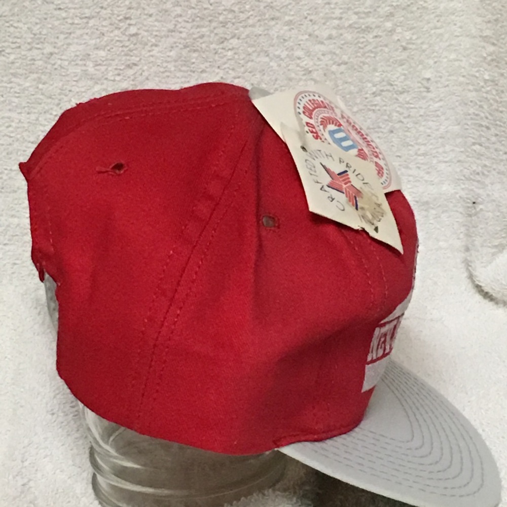 UNLV Rebels Vintage SnapBack 90’s Cap Hat Red NCAA - Picture 7 of 7